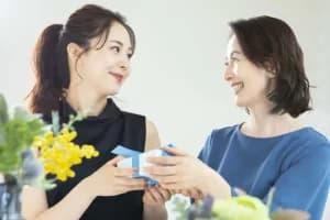 TOP 5 chủ đề dễ bắt chuyện với người Nhật Bản
